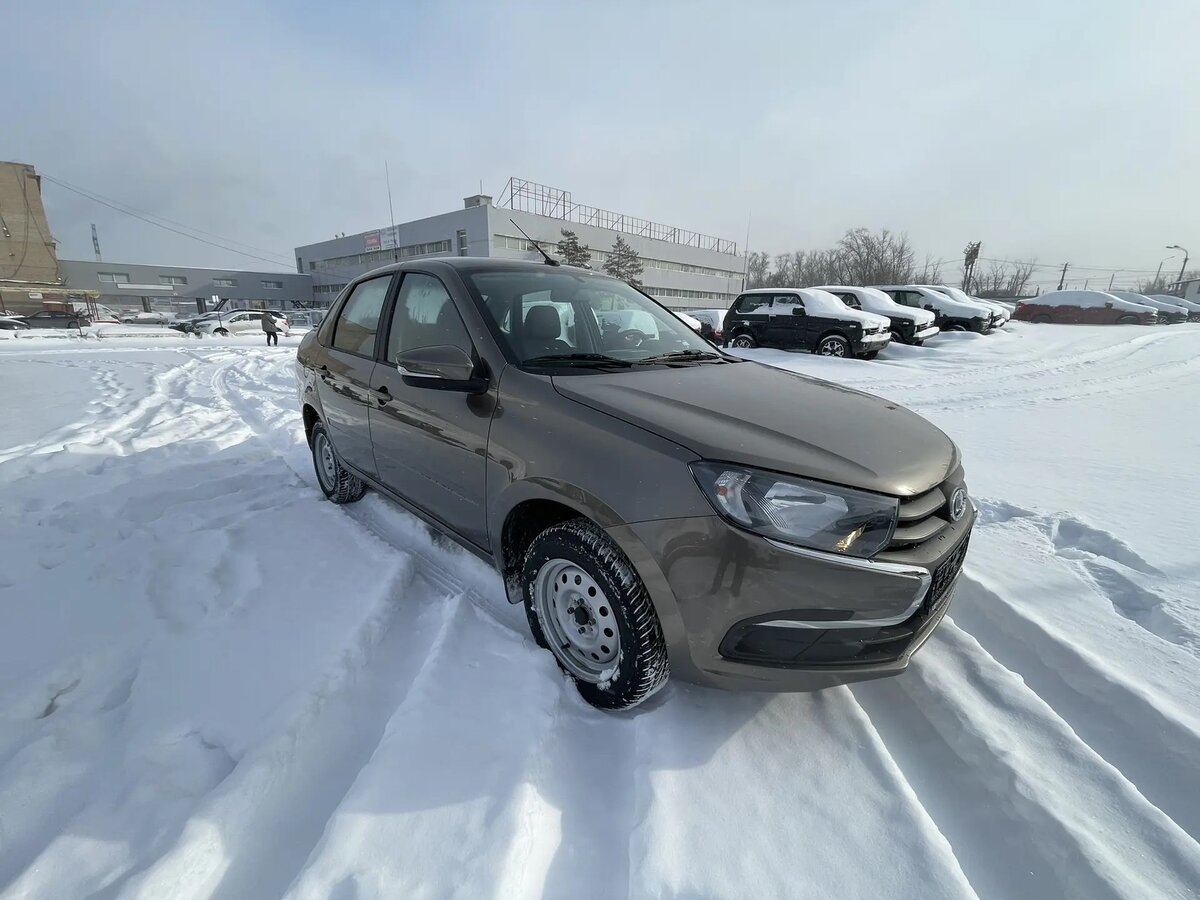 Открыть фотографии: Lada (ВАЗ) Granta I Рестайлинг