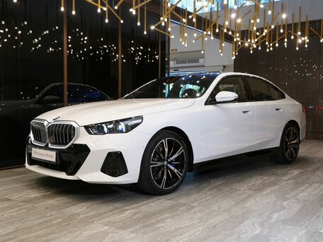 BMW 5 серии VIII (G60/G61/G68)