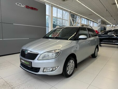 Skoda Fabia II Рестайлинг