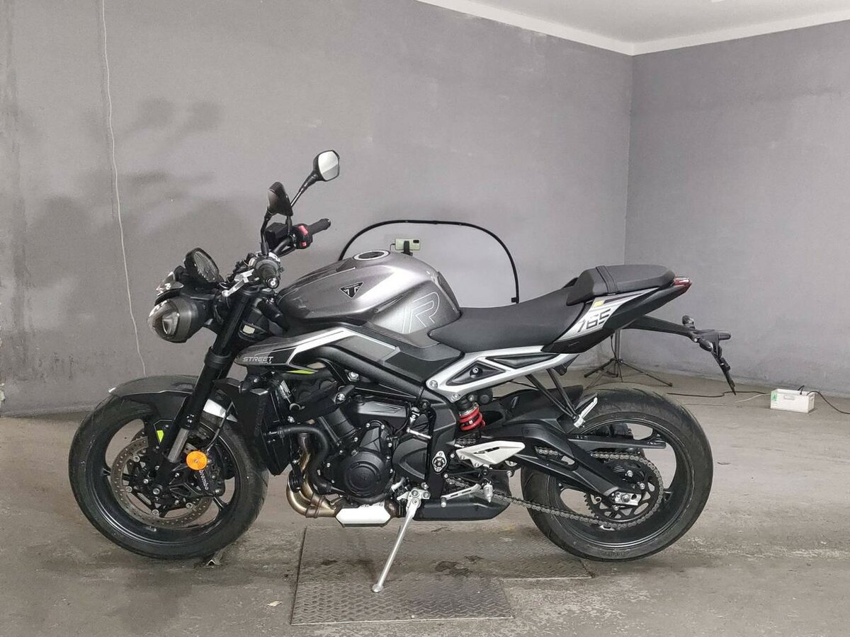 Triumph Street Triple