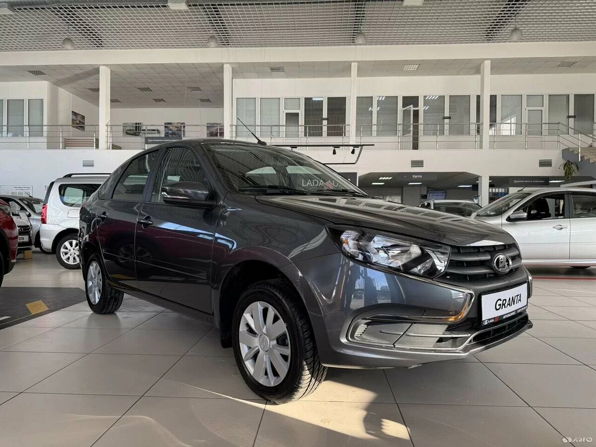 Открыть фотографии: Lada (ВАЗ) Granta I Рестайлинг