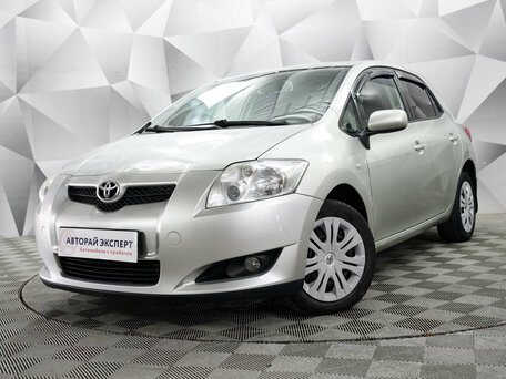 Toyota Auris I