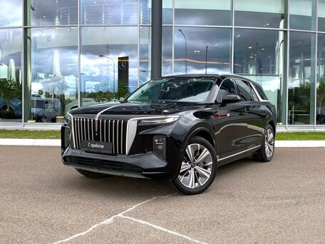 Hongqi E-HS9
