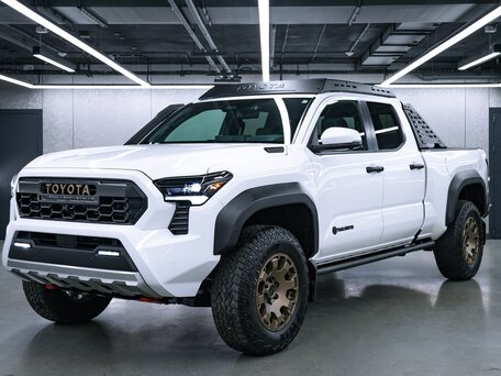 Toyota Tacoma IV