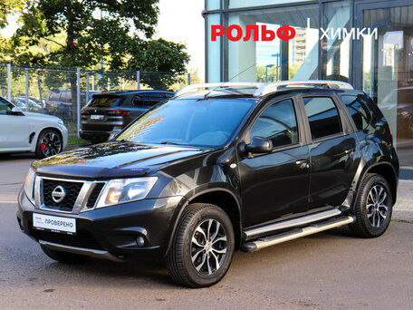 Nissan Terrano III (D10)