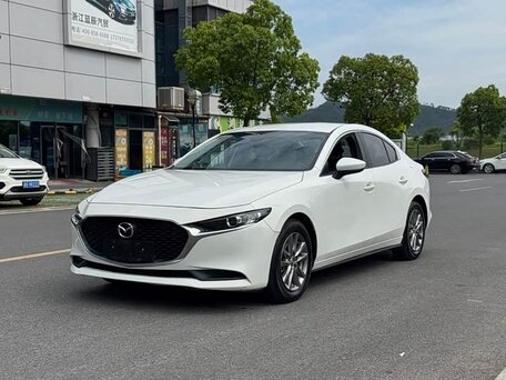 Mazda 3 IV (BP)