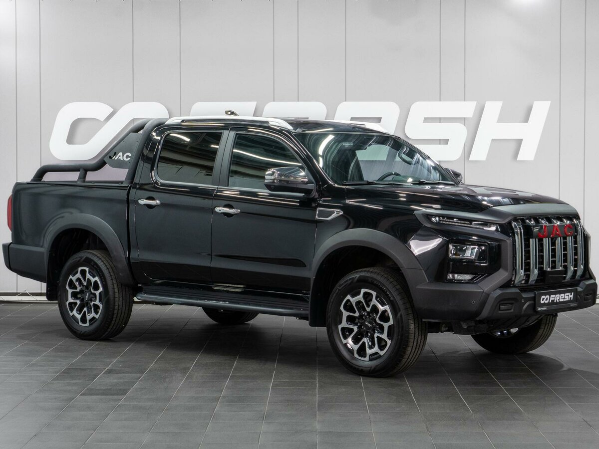 Открыть фотографии: JAC T9