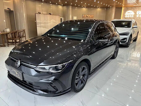 Volkswagen Golf VIII