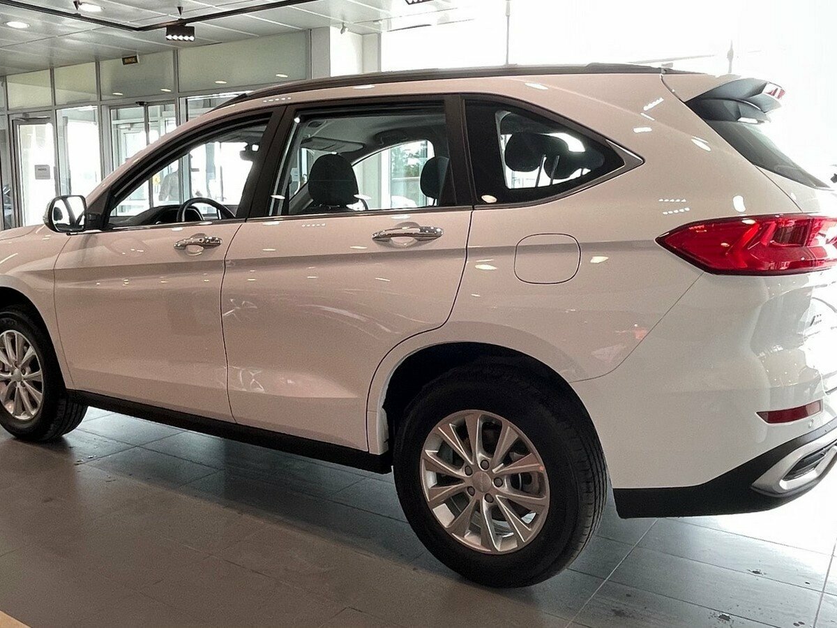 Открыть фотографии: Haval M6 II
