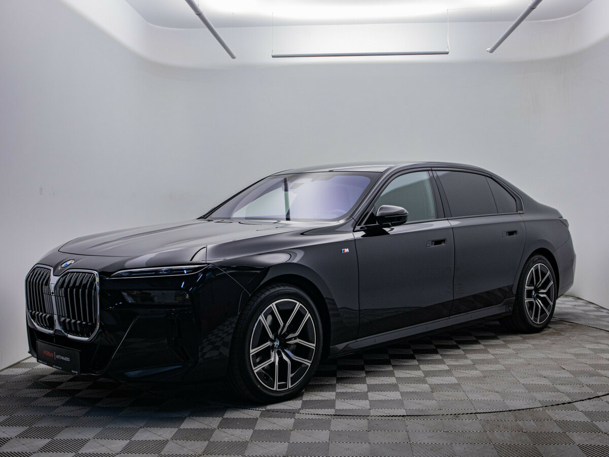 Открыть фотографии: BMW 7 серии VII (G70)