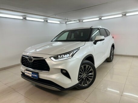 Toyota Highlander IV (XU70)