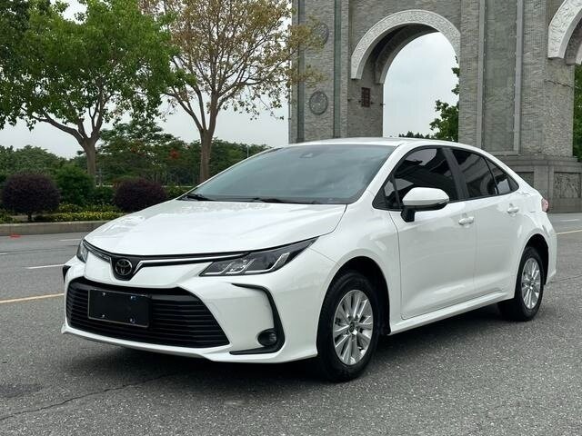 Открыть фотографии: Toyota Corolla XII (E210)