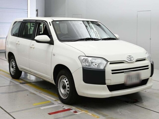 Открыть фотографии: Toyota Probox I Рестайлинг