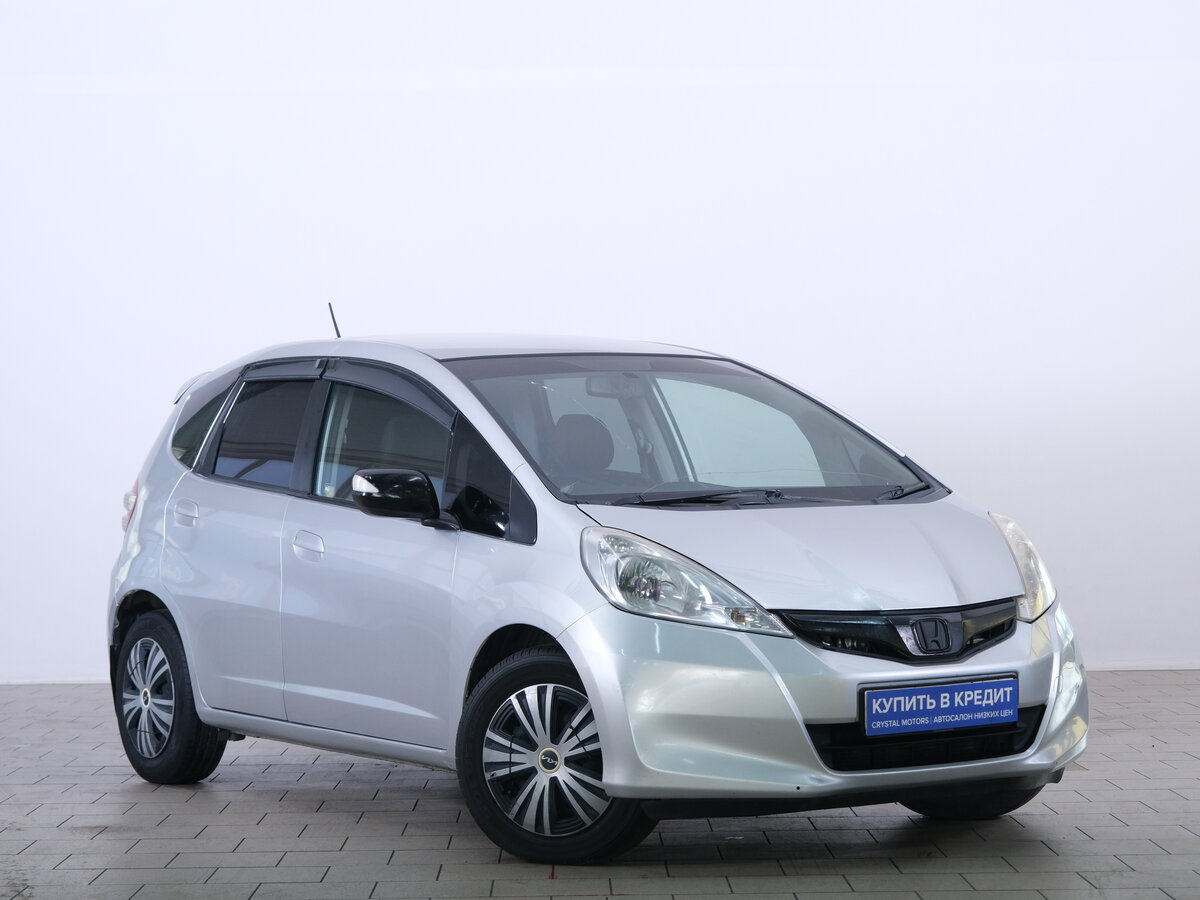 Открыть фотографии: Honda Fit II