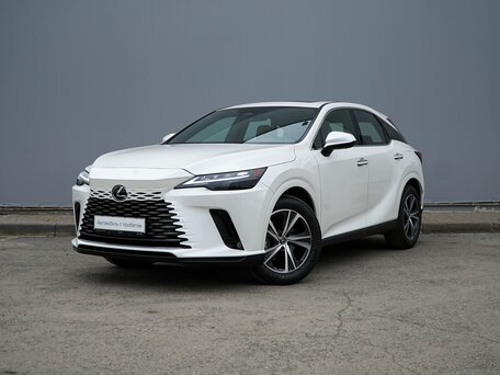 Lexus RX V