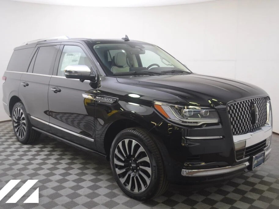 Открыть фотографии: Lincoln Navigator IV