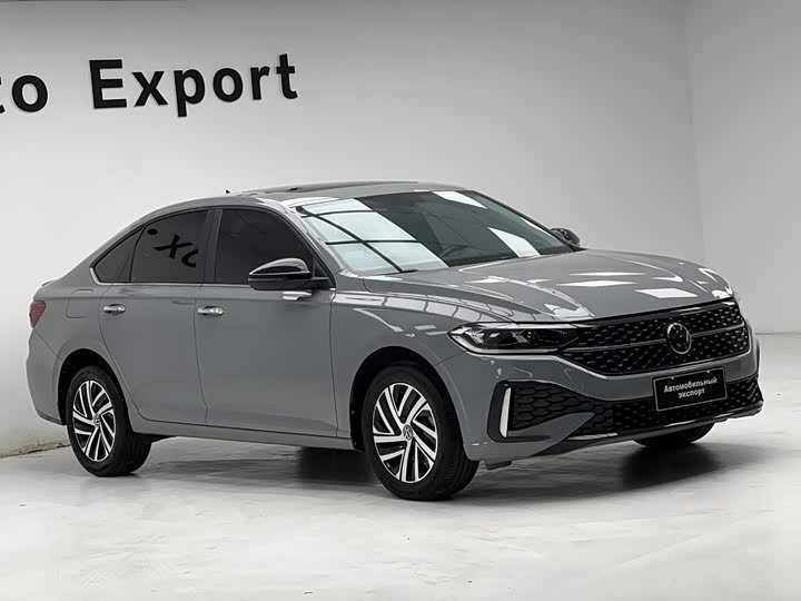 Открыть фотографии: Volkswagen Lavida III Рестайлинг