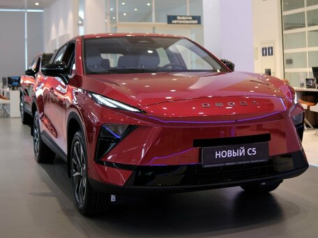 Omoda C5 II