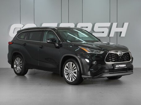 Toyota Highlander IV (XU70)