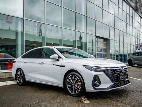 Chery Arrizo 8