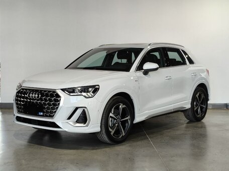 Audi Q3 II (F3)