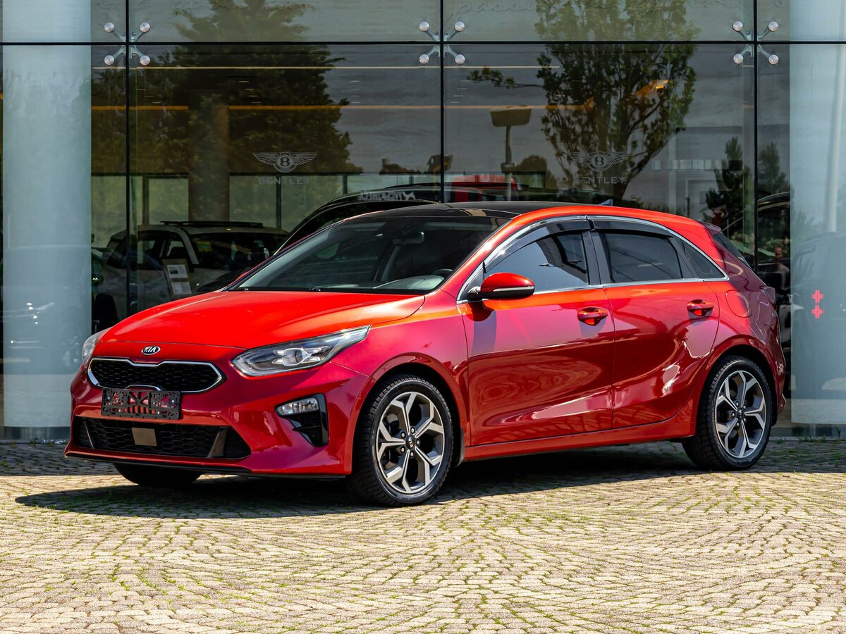 Открыть фотографии: Kia Ceed III