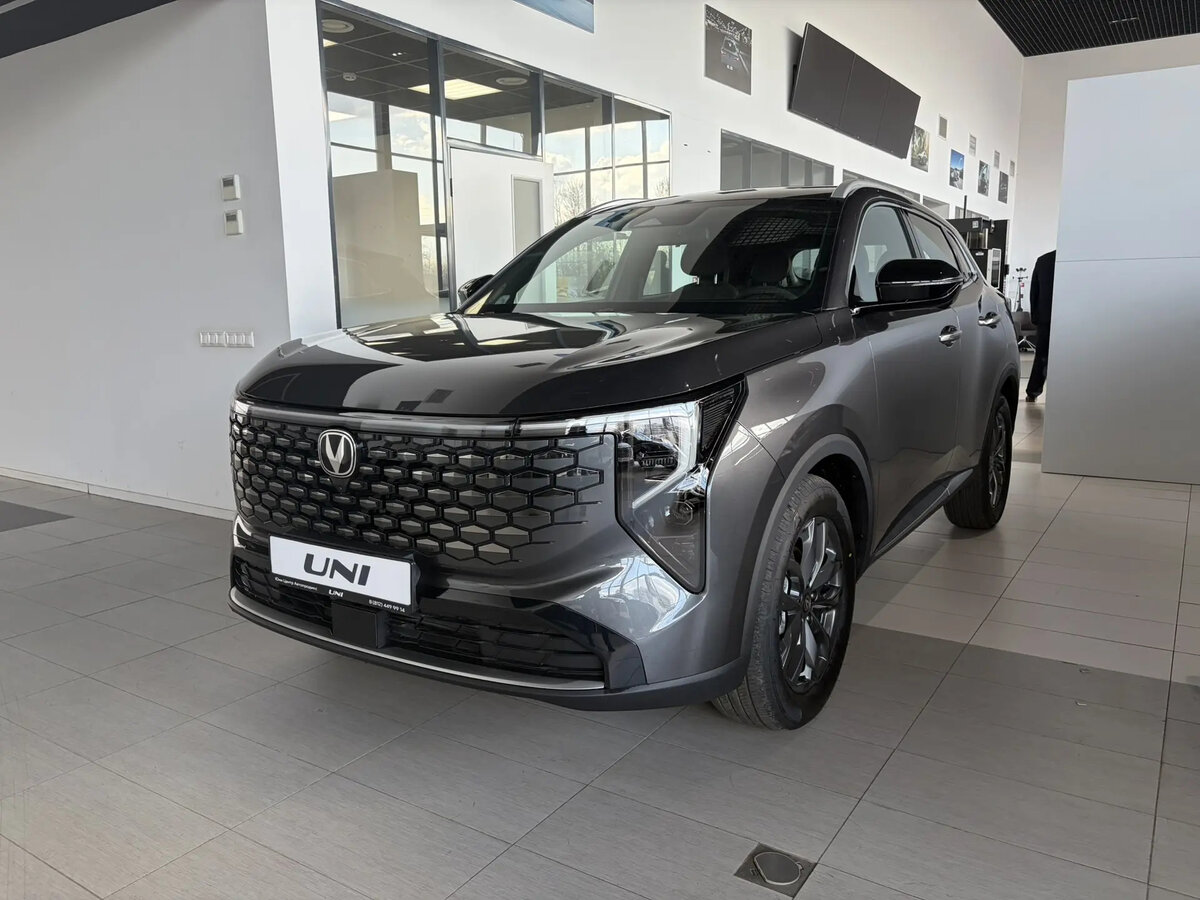 Открыть фотографии: Changan UNI-S I Рестайлинг