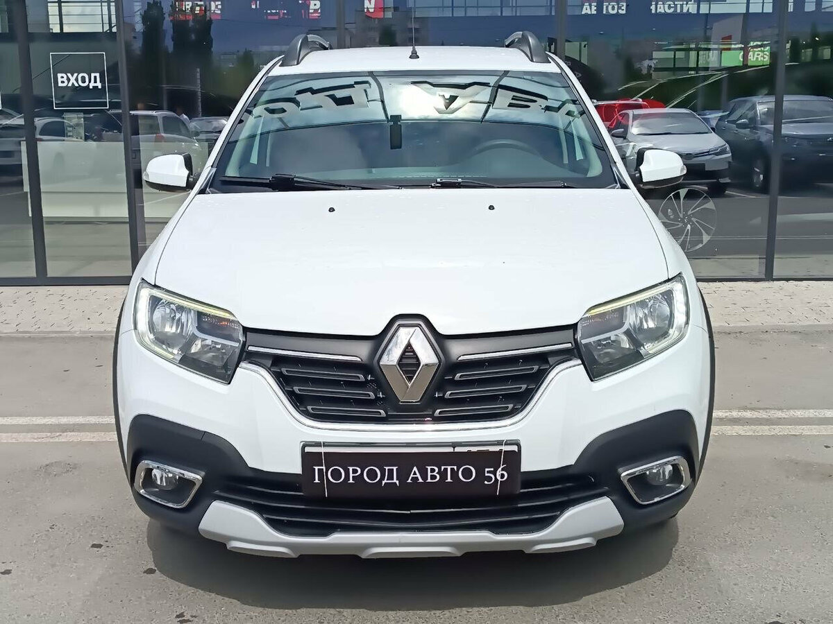 Открыть фотографии: Renault Sandero II Рестайлинг