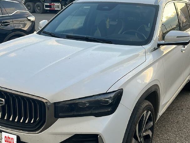 Открыть фотографии: Geely Monjaro I