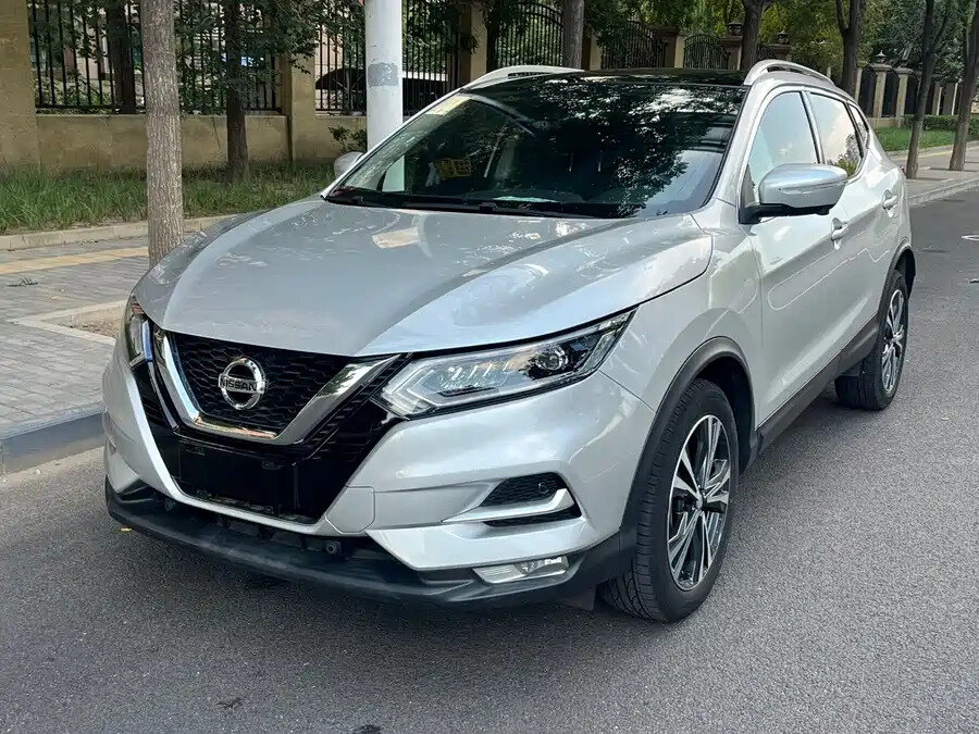 Открыть фотографии: Nissan Qashqai II Рестайлинг