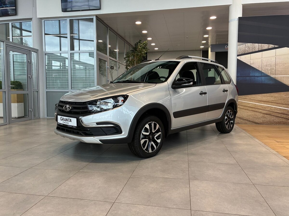 Открыть фотографии: Lada (ВАЗ) Granta I Рестайлинг