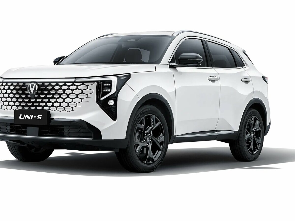Открыть фотографии: Changan UNI-S I Рестайлинг