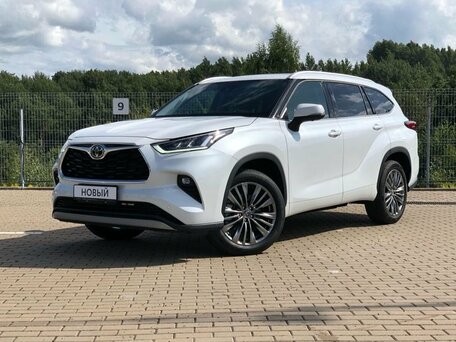 Toyota Highlander IV (XU70)