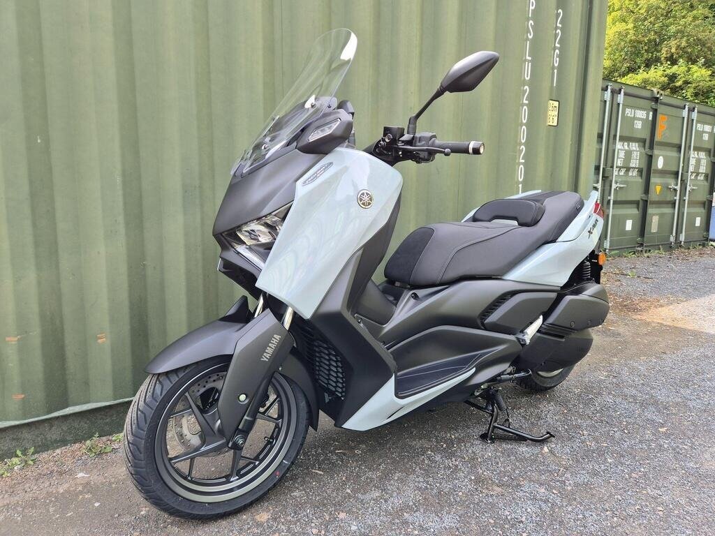 Yamaha XMAX