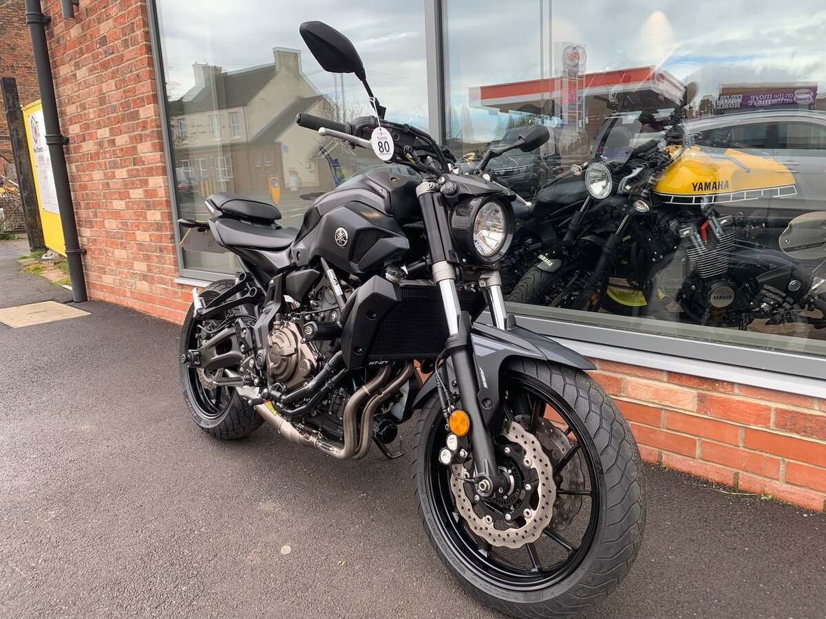 Yamaha MT-07 (FZ-07)