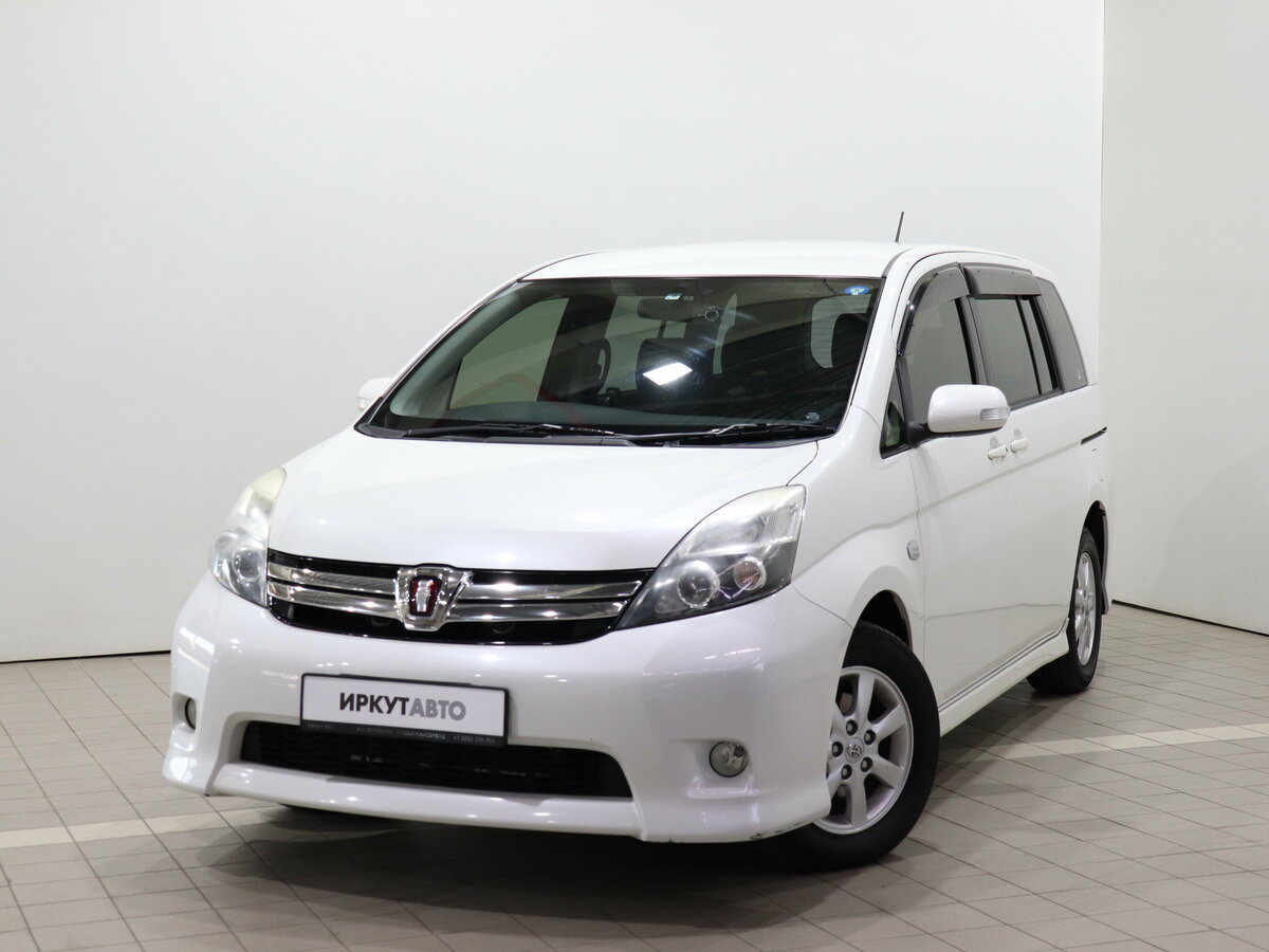Открыть фотографии: Toyota ISis I Рестайлинг