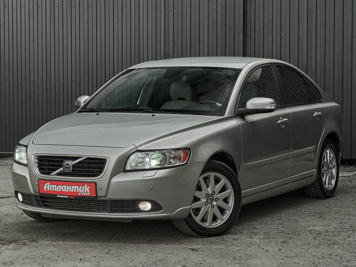 Открыть фотографии: Volvo S40 II Рестайлинг
