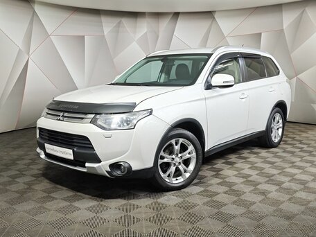 Mitsubishi Outlander III Рестайлинг