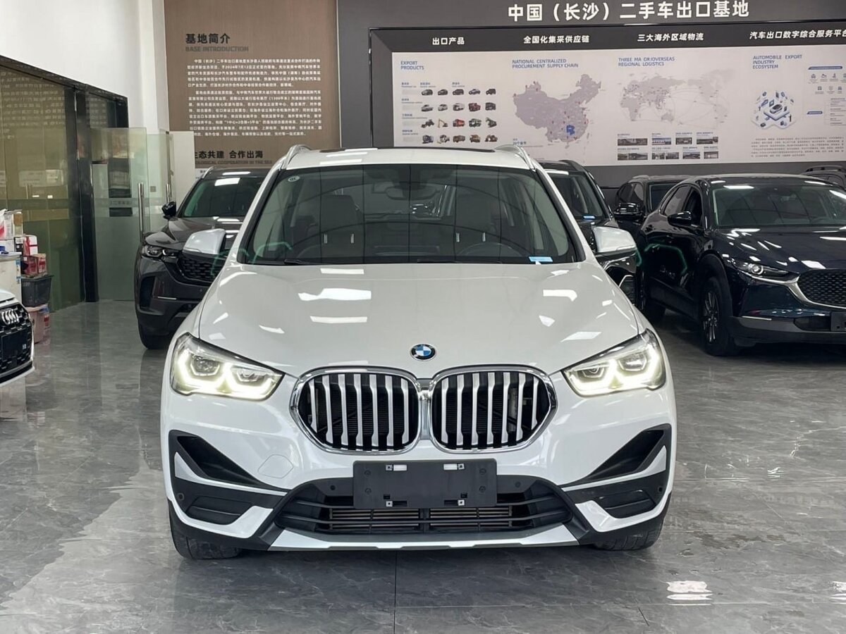Открыть фотографии: BMW X1 II (F48) Рестайлинг