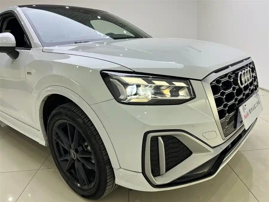 Открыть фотографии: Audi Q2 I Рестайлинг