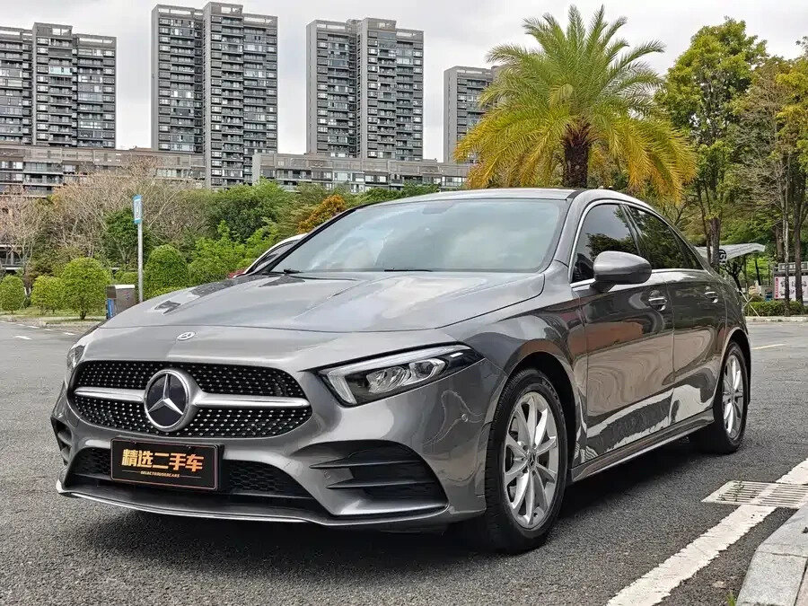 Открыть фотографии: Mercedes-Benz A-Класс IV (W177)