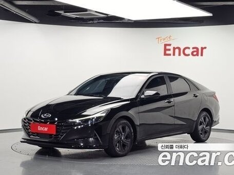 Hyundai Elantra VII (CN7)