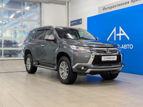 Mitsubishi Pajero Sport III