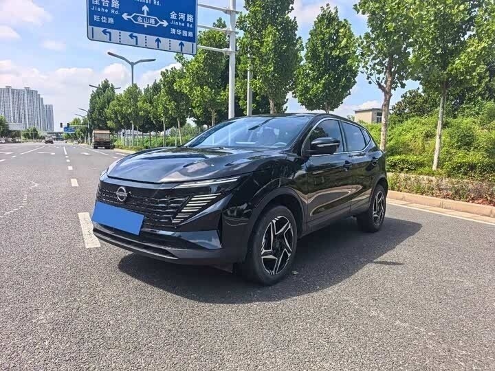Открыть фотографии: Nissan Qashqai II Рестайлинг 2
