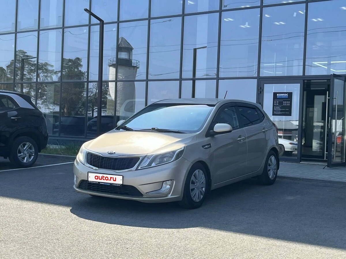 Открыть фотографии: Kia Rio III