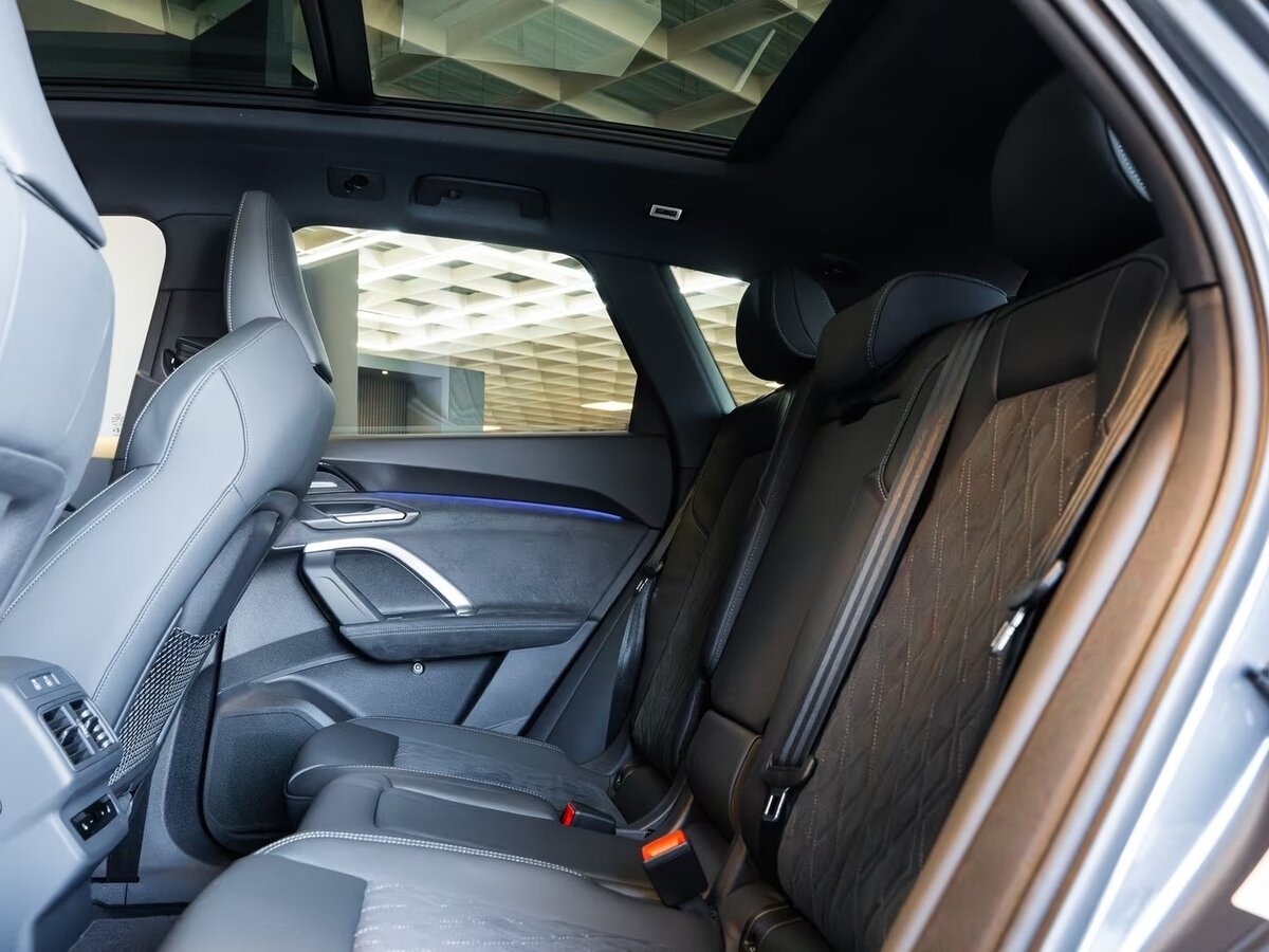 Открыть фотографии: Audi Q5 III (GU)