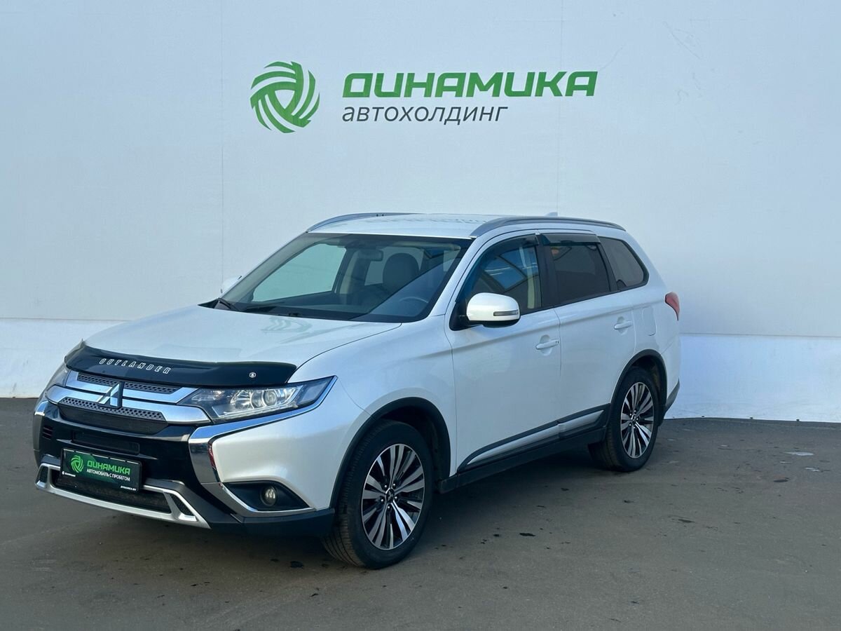 Открыть фотографии: Mitsubishi Outlander III Рестайлинг 3