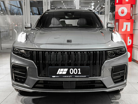 Lynk & Co 09