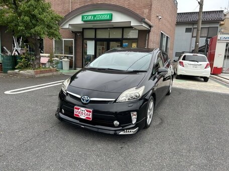 Toyota Prius III Рестайлинг (XW30)