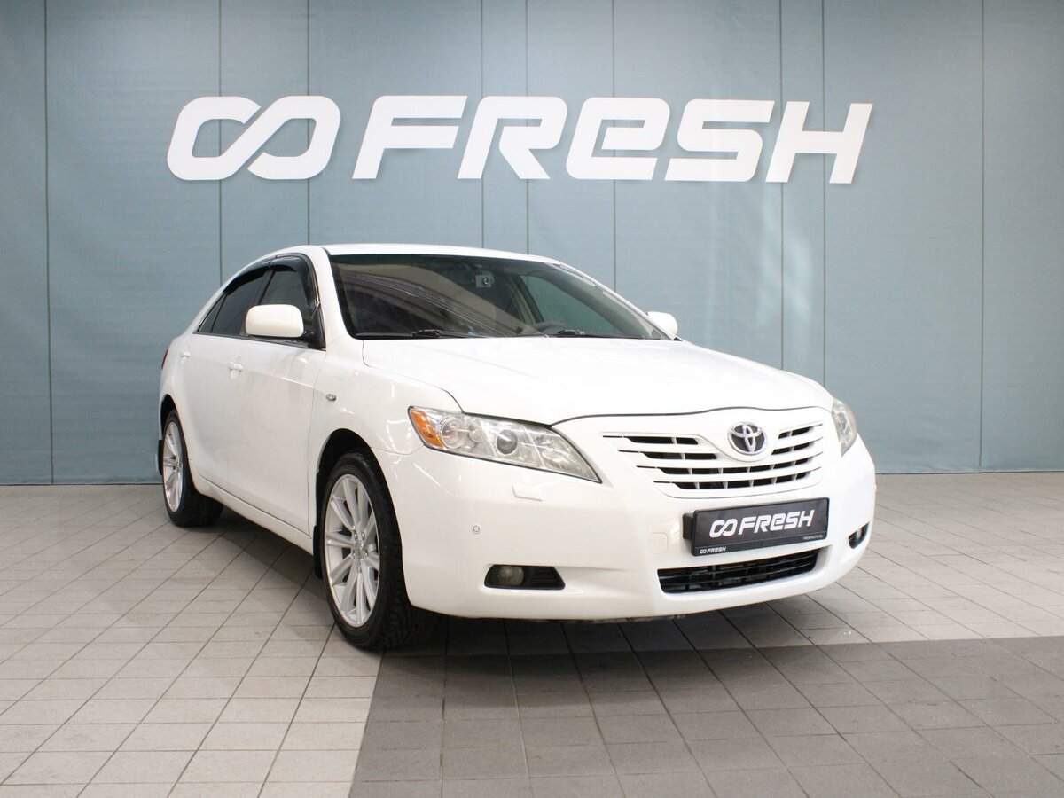 Открыть фотографии: Toyota Camry VI (XV40)